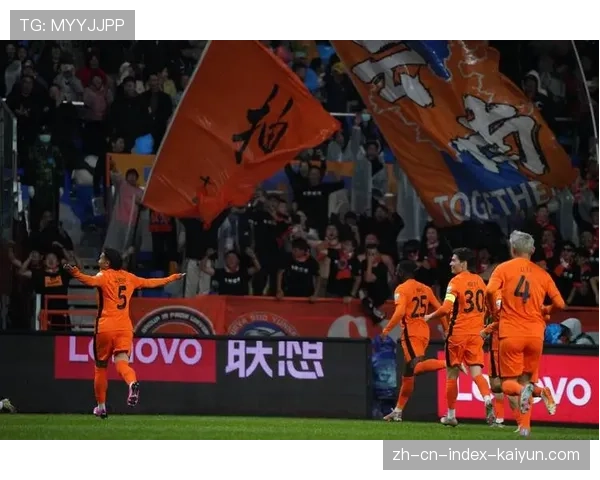 云南玉昆开场闪电战得手 山东泰山防线注意力不集中 云南玉昆开场闪电战得手 山东泰山防线注意力不集中